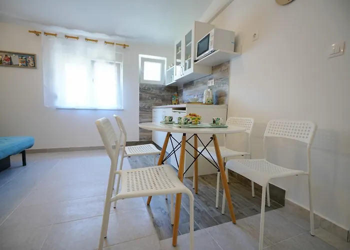 Summerhouse Apartment Vir